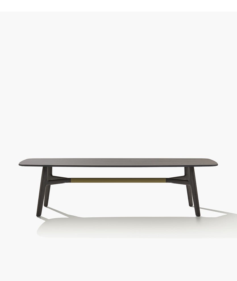 Curve table with top and structure in black elm, crosspiece covered in 38 olive leather.
