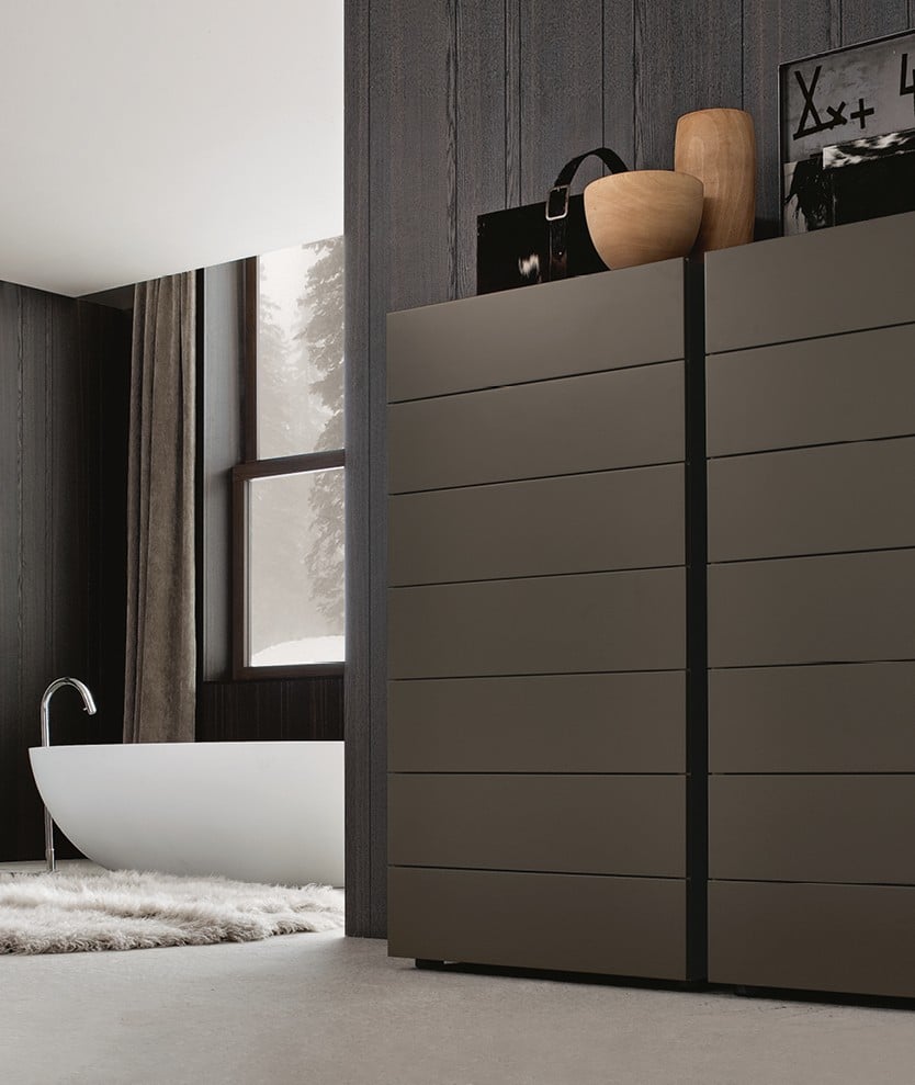 Dream chests of drawers in mat lacquer visone.