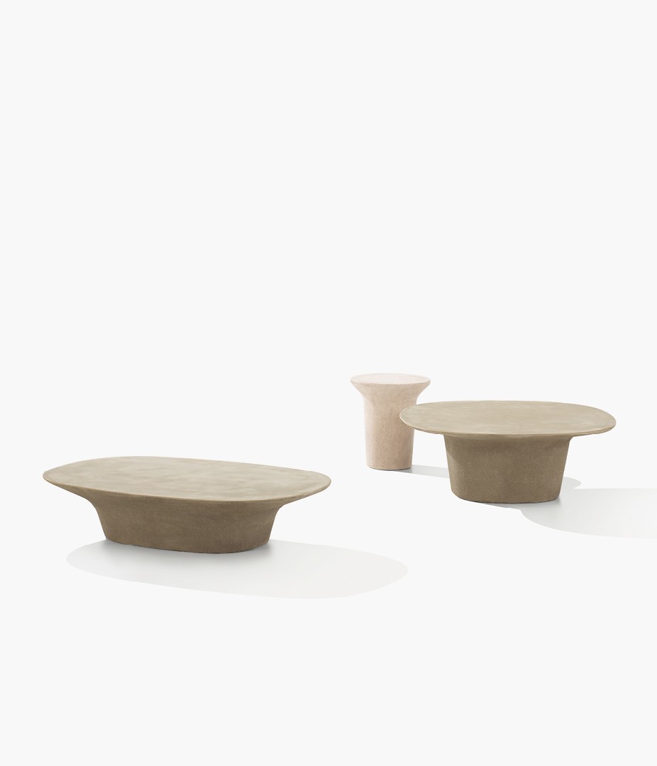 Reef coffee tables in Cementoraw® in the colours menta and crema.