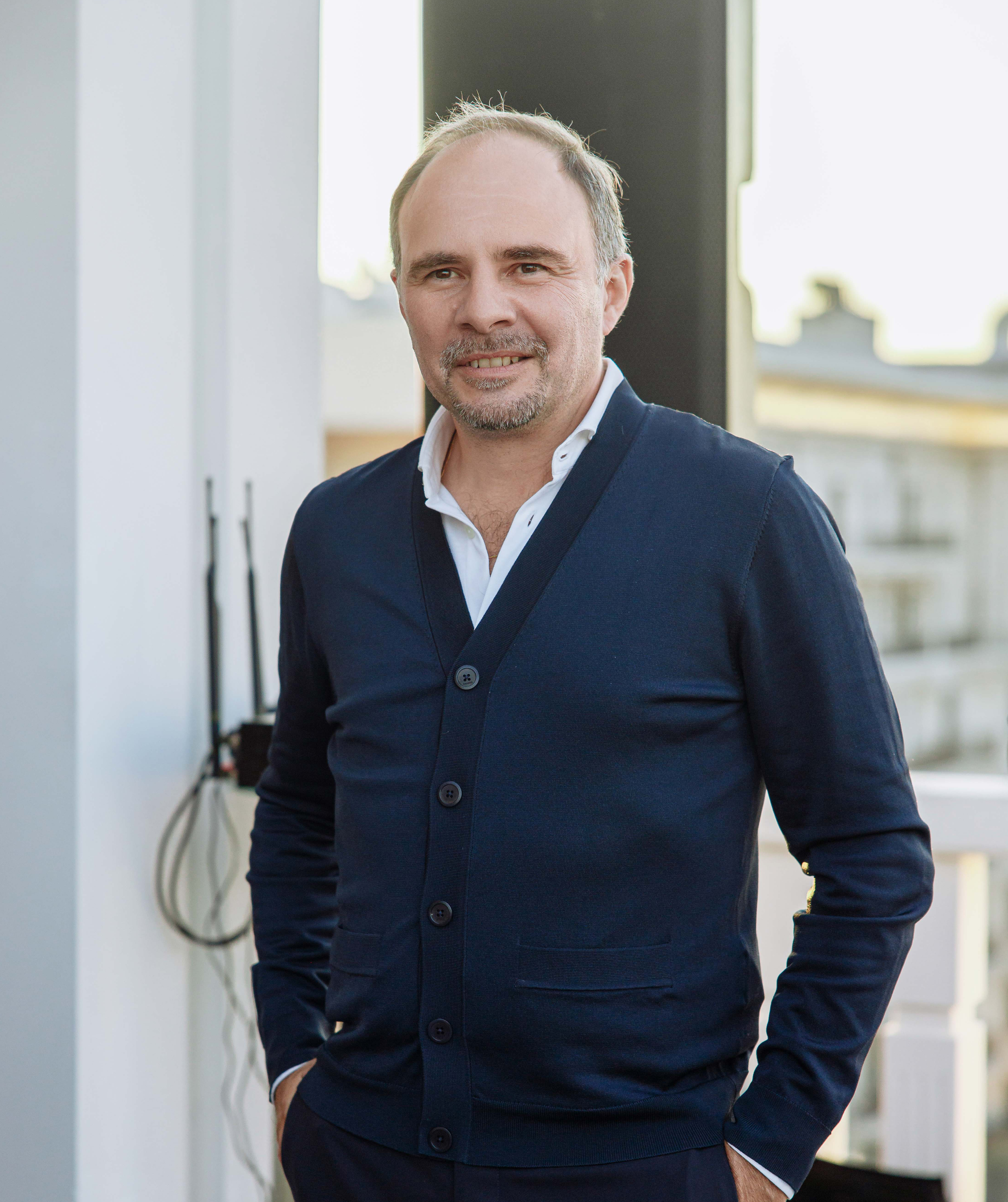 Официальный визит дизайнера Эммануэль Галлина