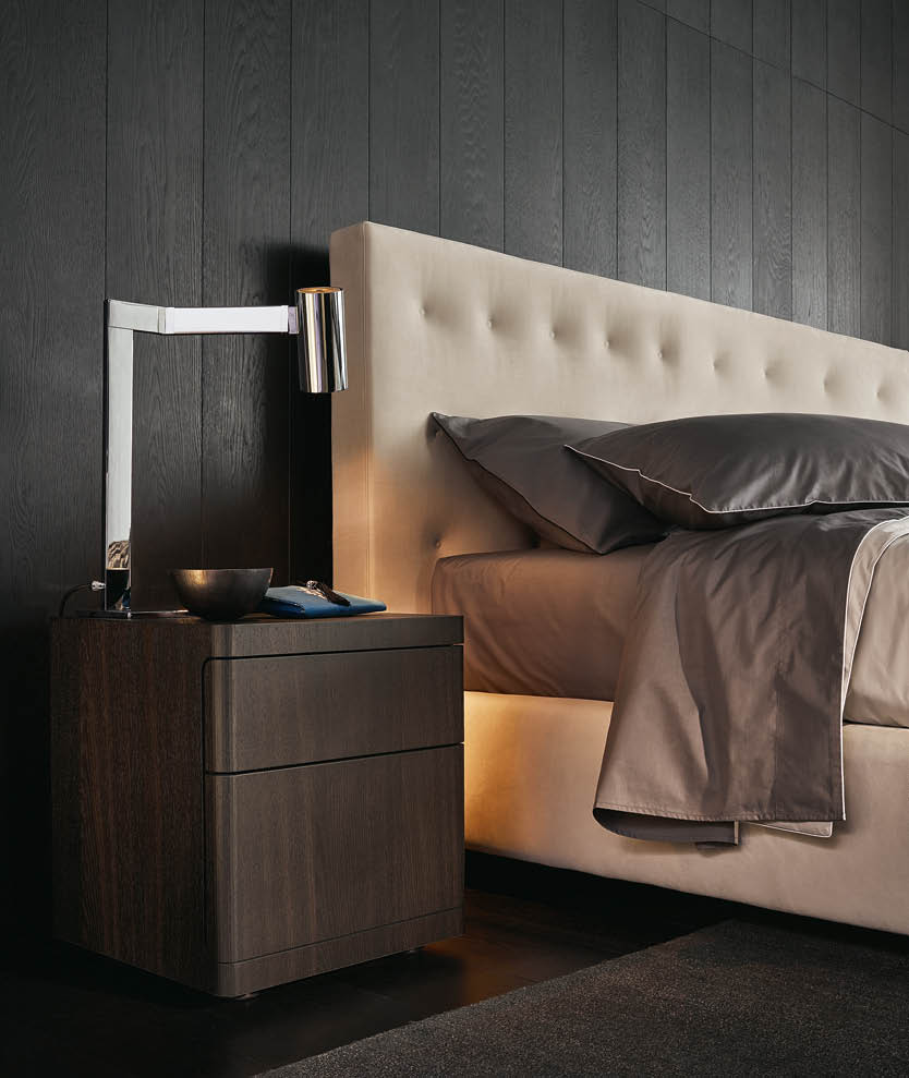 Arca bed with quilted padded headboard. Bed frame and headboard with removable covering in leather Nabuk 01 latte.