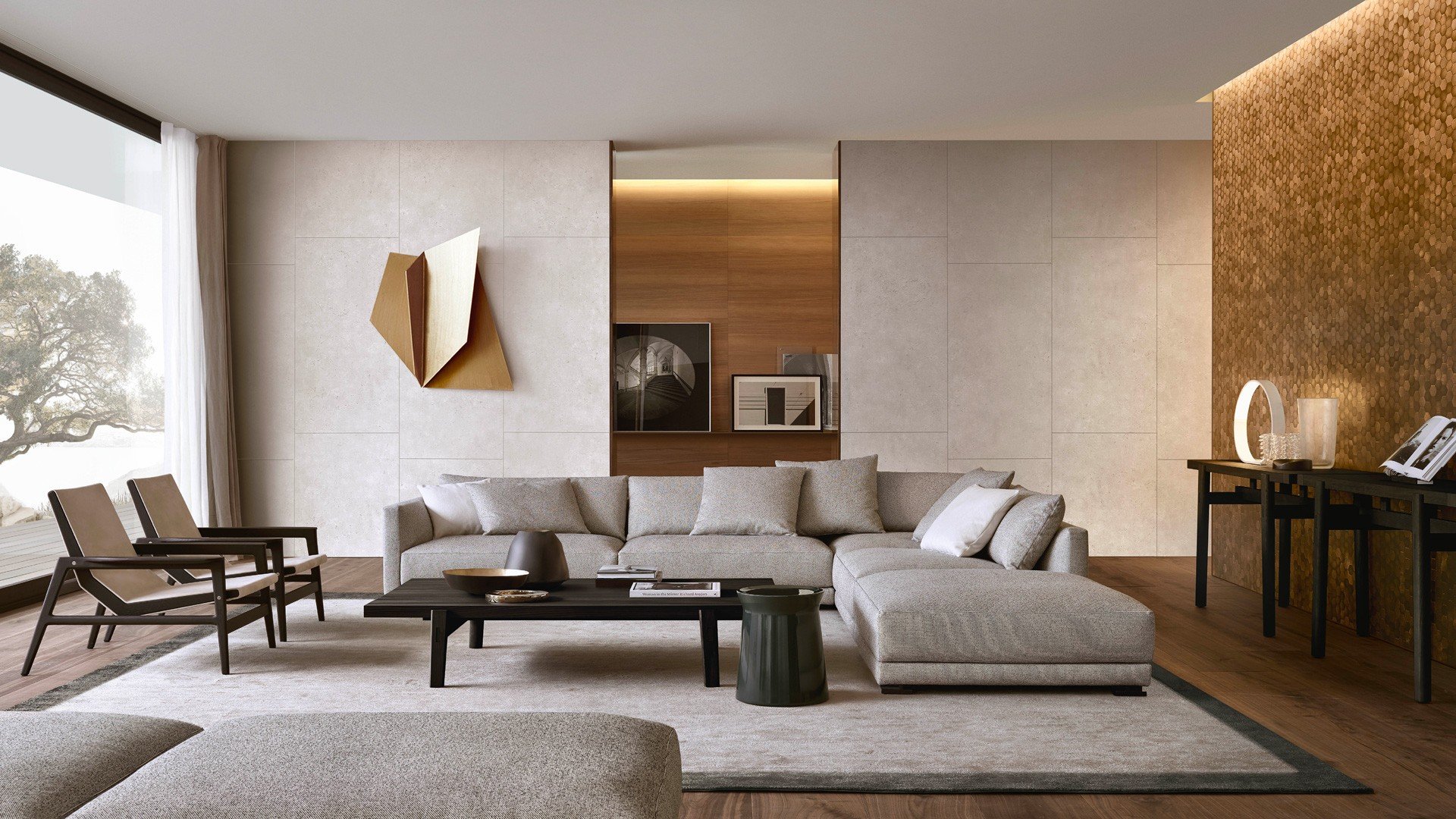 Кресла Ipanema с обитым корпусом в коже Nabuk 01 latte, конструкция из черного вяза. Консоль Home Hotel из черного вяза. Журнальный столик Dama с глянцевым лакированным покрытием Muschio. Диван и пуф Bristol в съемной ткани Kitami 03 acciaio, подушки в Kitami 03 acciaio и Komi 01 avorio.