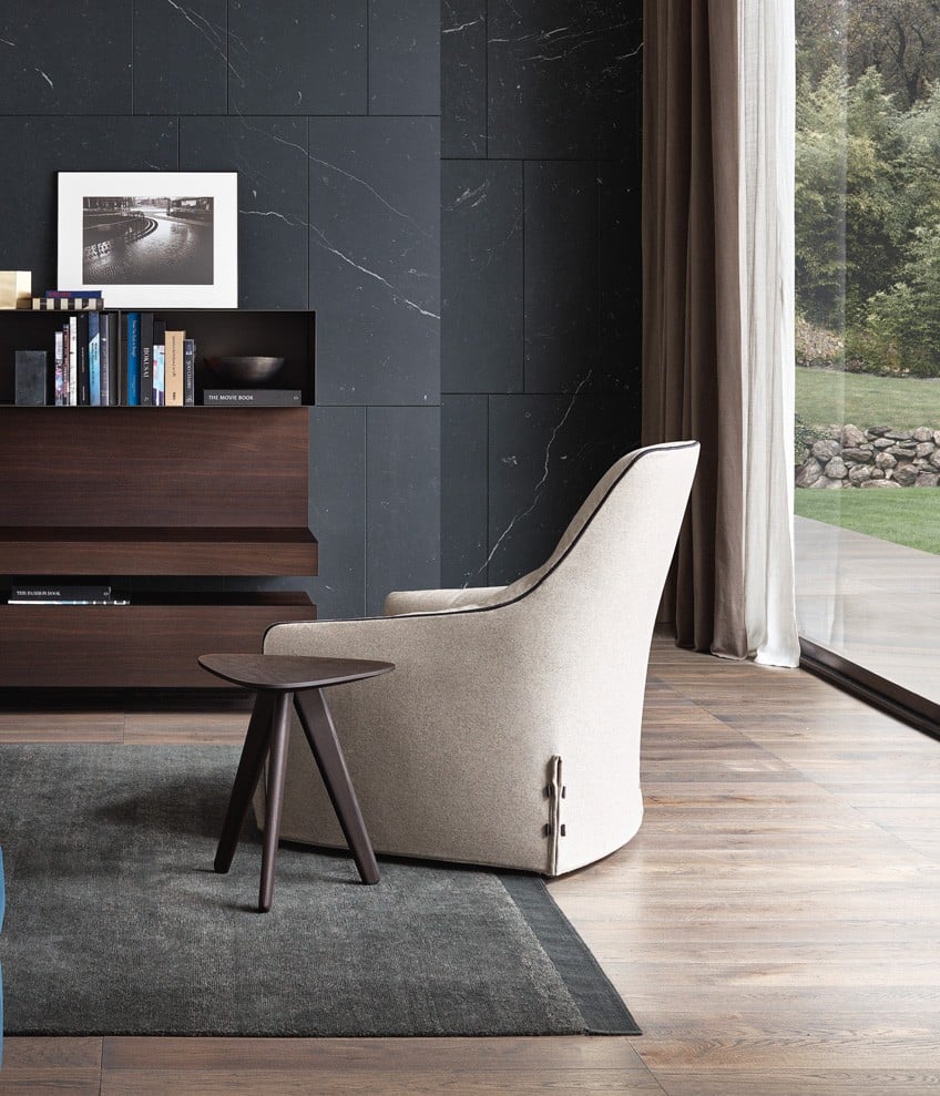 Santa Monica Lounge armchair with removable cover in fabric Naxos 17 corda and drawstring stitching nero.